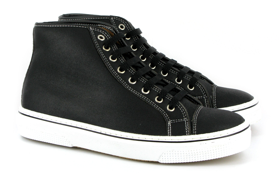 295 - Omega Boot Black